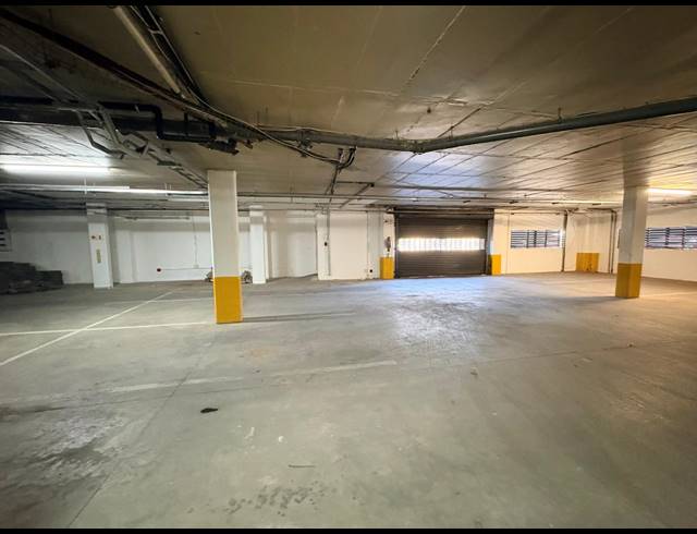 750M² OFFICE TO LET IN FOURWAYS